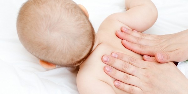 Проведение массажа ребенку после пневмонии﻿